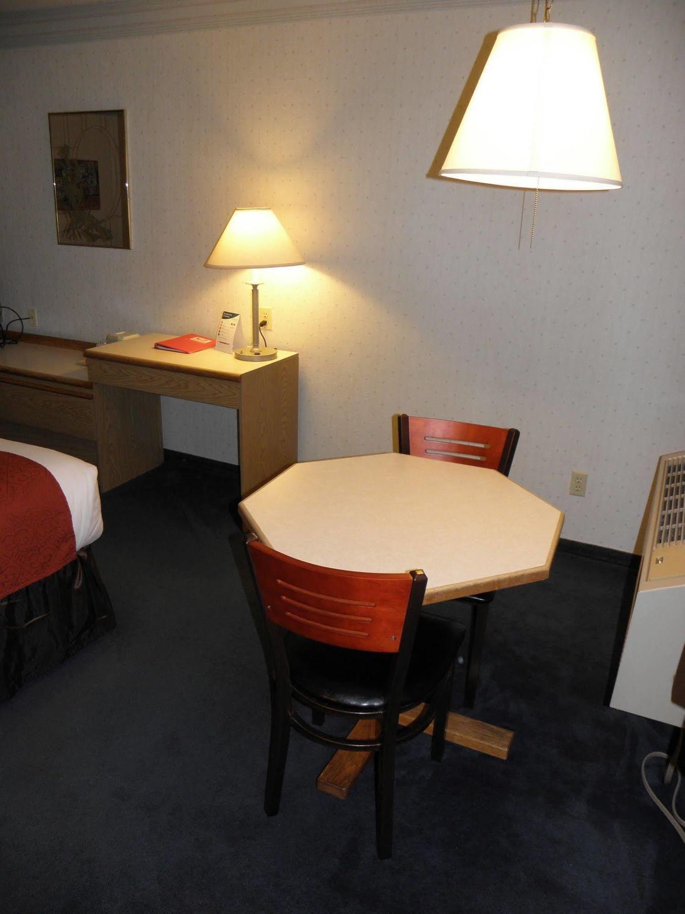 Hotel Ocean Star Sequim