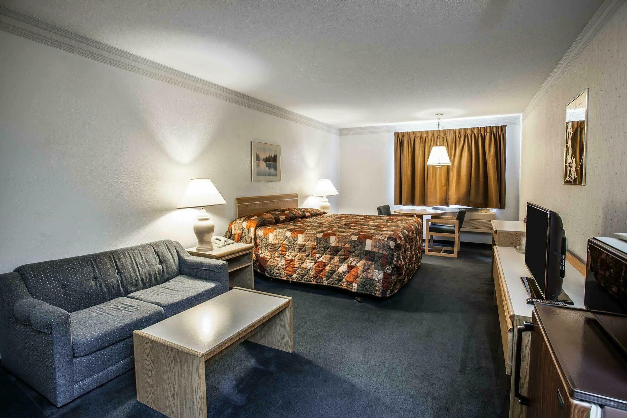 Ocean Star Hotel